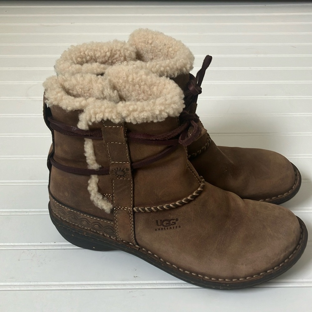 UGG Brown Shearling-Lined Winter Boots